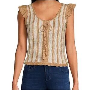 Madden NYC | Flutter Sleeve Crochet Top